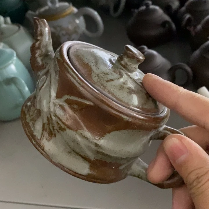 陶瓷艺术品及陶瓷壶