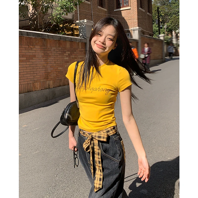 翰代维美式辣妹字母烫钻短袖T恤女夏季新款修身显瘦正肩短款上衣