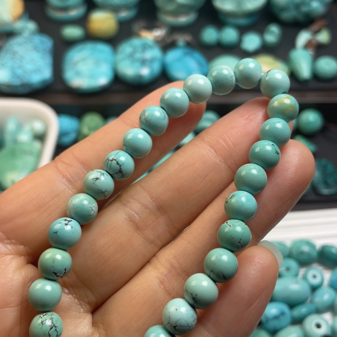 绿松石未镶嵌颈饰