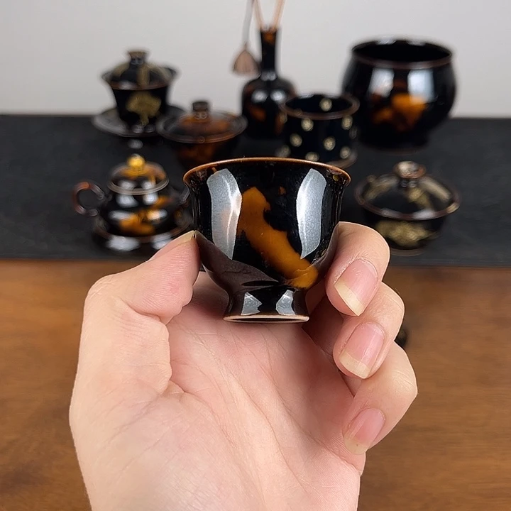 杯玳瑁釉高足一口杯