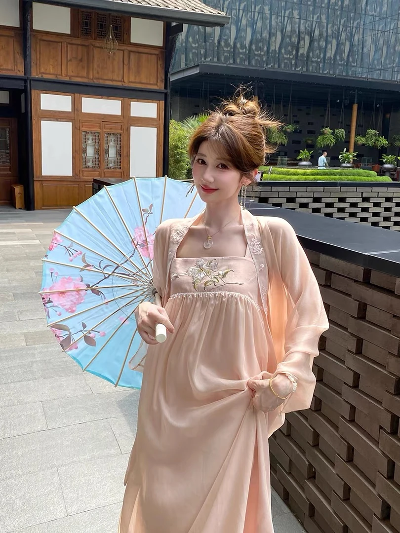 【人间水蜜桃】新中式重工金线刺绣吊带裙+雪纺开衫两件套