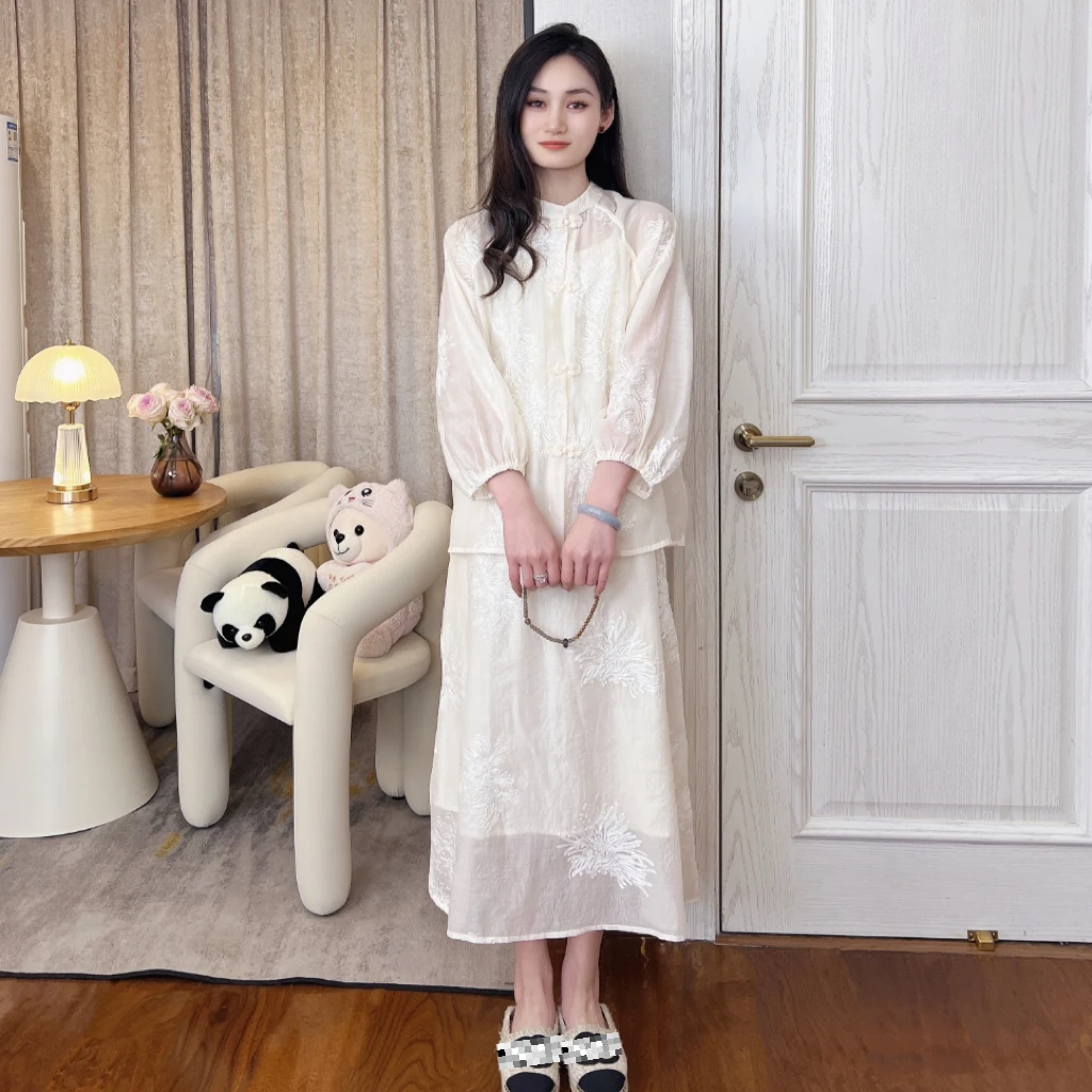 Ann&tens【名门之后】2025早秋款国风新中式刺绣孕妇套装吊带裙外套