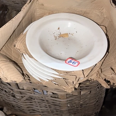 瓷片一盒6个18.5厘米65