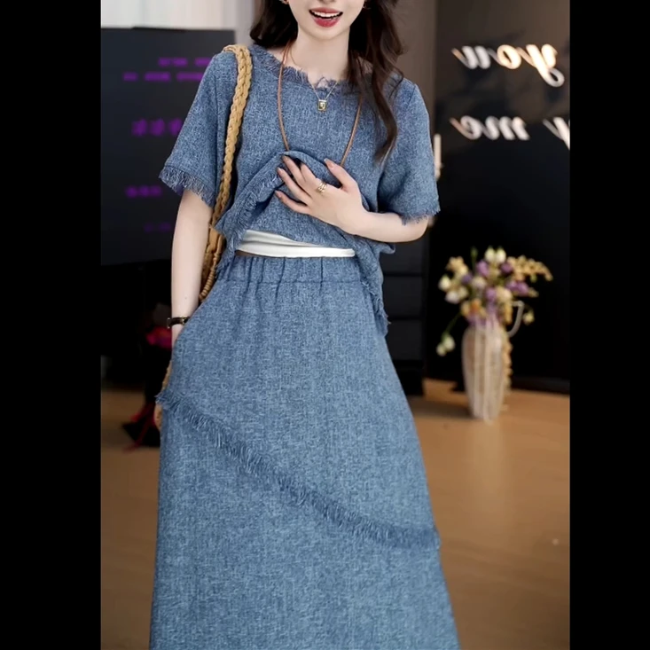 2025春夏新款短袖小香风套装女设计感简约大方百搭休闲长裙两件套