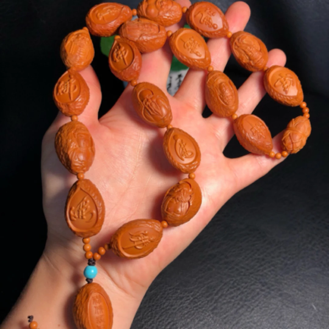 橄榄核雕神佛护佑守护神手持尺寸1.7*2.6cm观音如来关公达摩钟馗