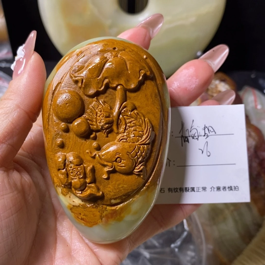石材青**A古青石手把件