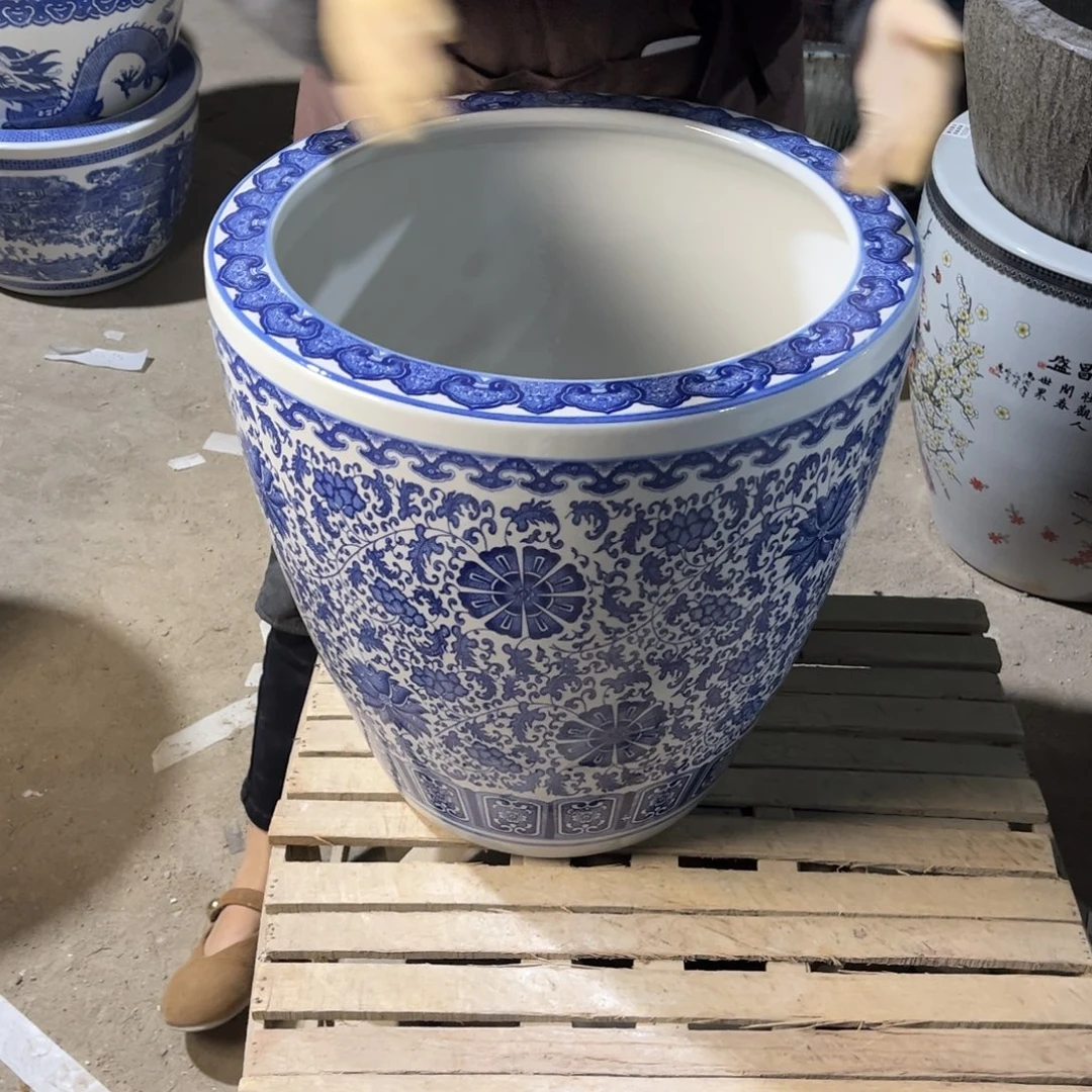 瓷片缠枝莲43高度43.8888
