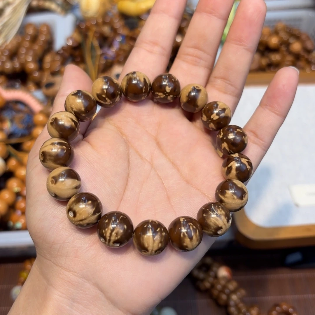 白玉菩提吊坠半实心紫金熊猫鼠