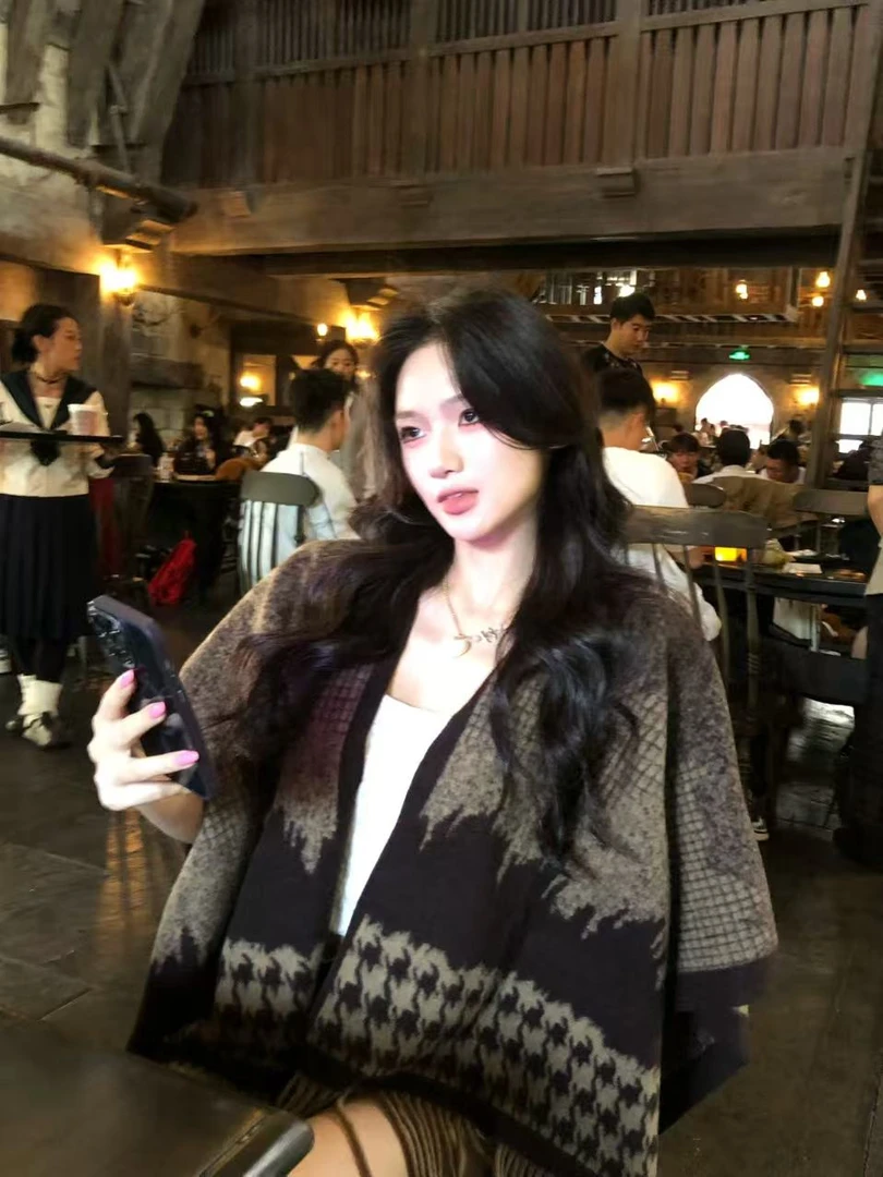 CC SHOP 秋冬氛围感搭配不掉色围巾针织女士长款保暖护颈百搭通勤