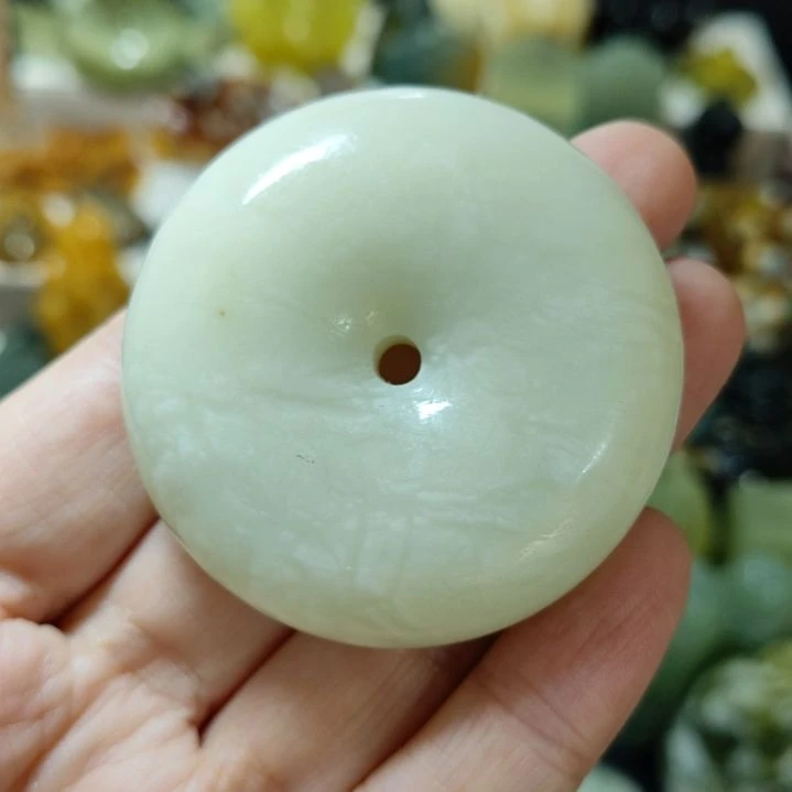 岫玉未镶嵌挂坠款式款式