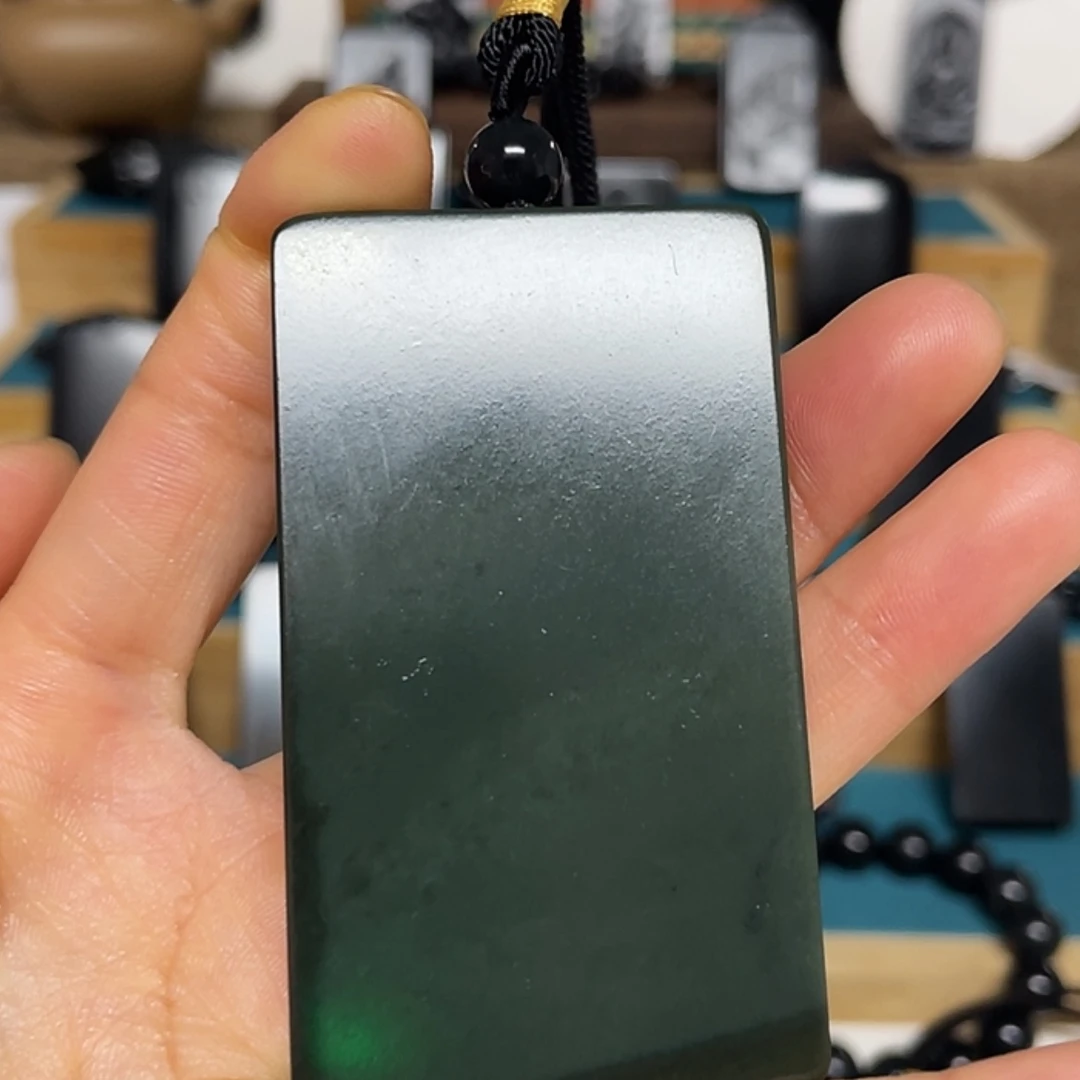 【闪购商品】和田玉未镶嵌吊坠(不含链)81克