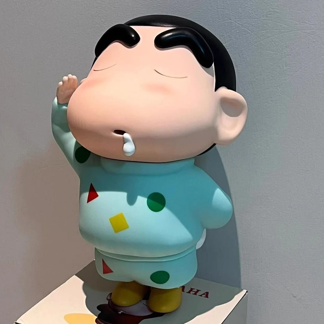 蜡笔小新AD版可爱网红车载书桌办公室家居潮玩玩偶创意桌面摆件