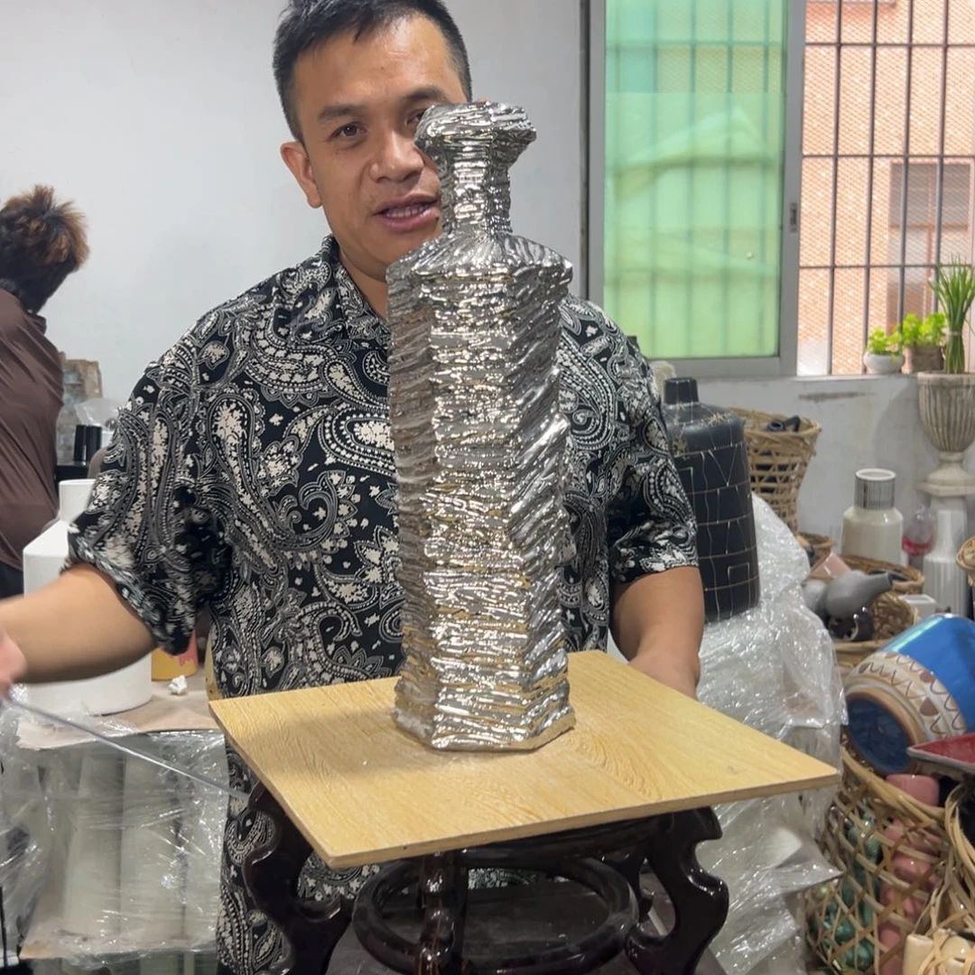 摆件93 号高温陶瓷工艺饰品（部分微瑕）