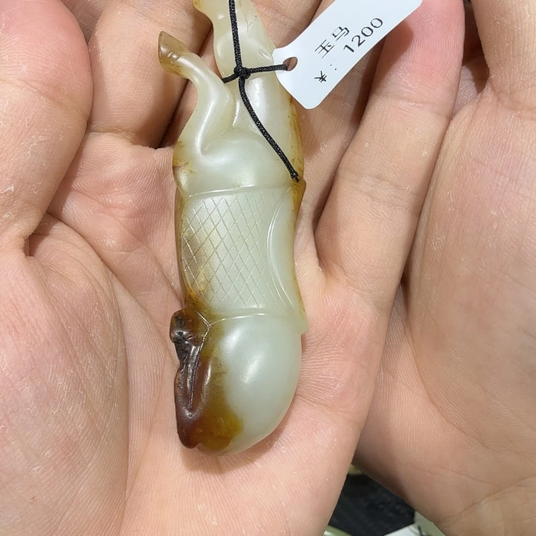 厚***轩和田玉未镶嵌挂件