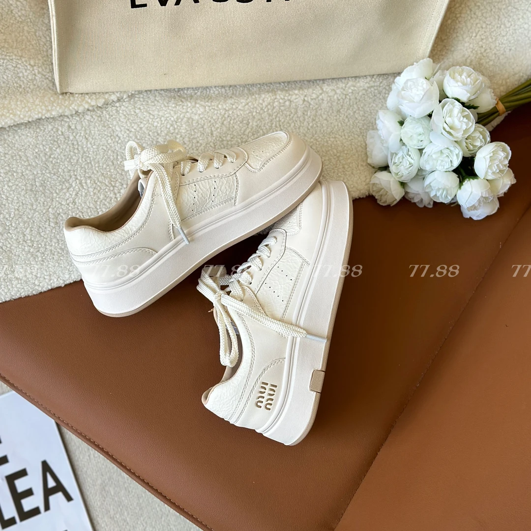 桃子自留款云朵小白鞋6685