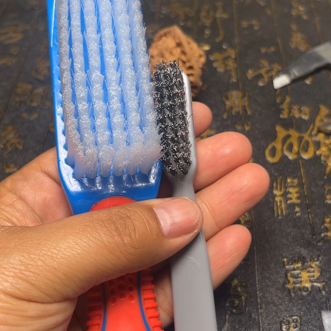 文玩核桃吊坠刷子