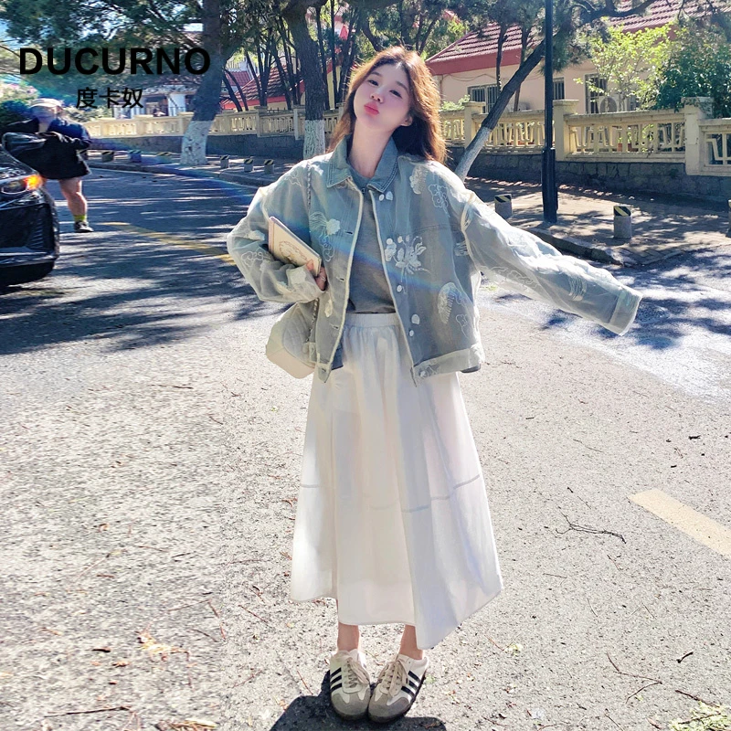 蕾丝刺绣拼接牛仔外套女2025秋新款独特超好看休闲百搭设计感上衣