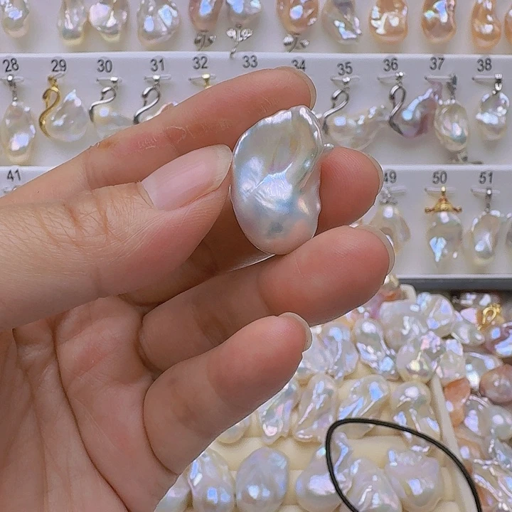 颈饰未镶嵌淡水珍珠
