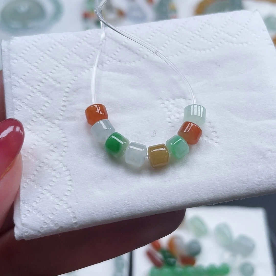 熙***攘未镶嵌手链翡翠卡5.1