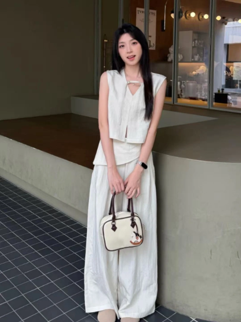 033夏季装搭配一整套韩剧女主穿搭高级感挂脖背心裤子套装两件套