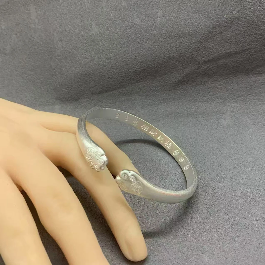 313新款古法猫爪手镯女年轻款钉砂甜美时尚镯子实心开口手环