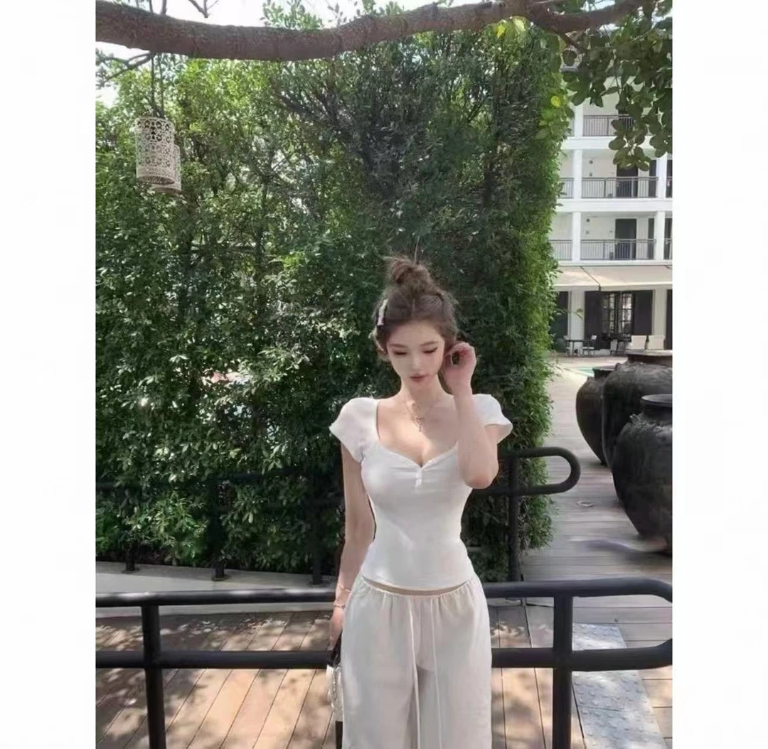 【别致性感】纯欲V领纽扣洋气百搭上衣  ❤灰色
