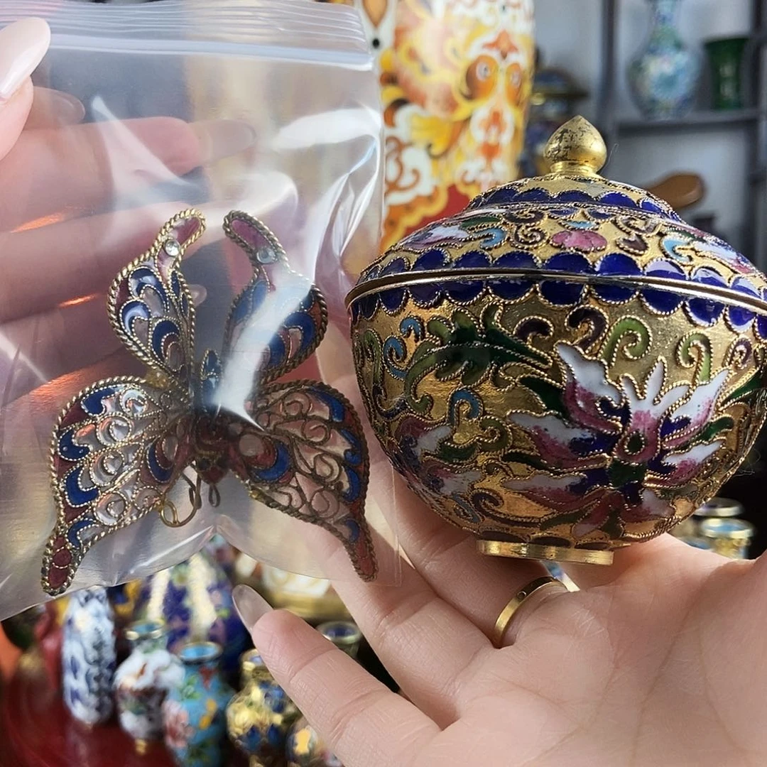 回***x铜脱胎蝴蝶（放漏+花丝金地盖碗