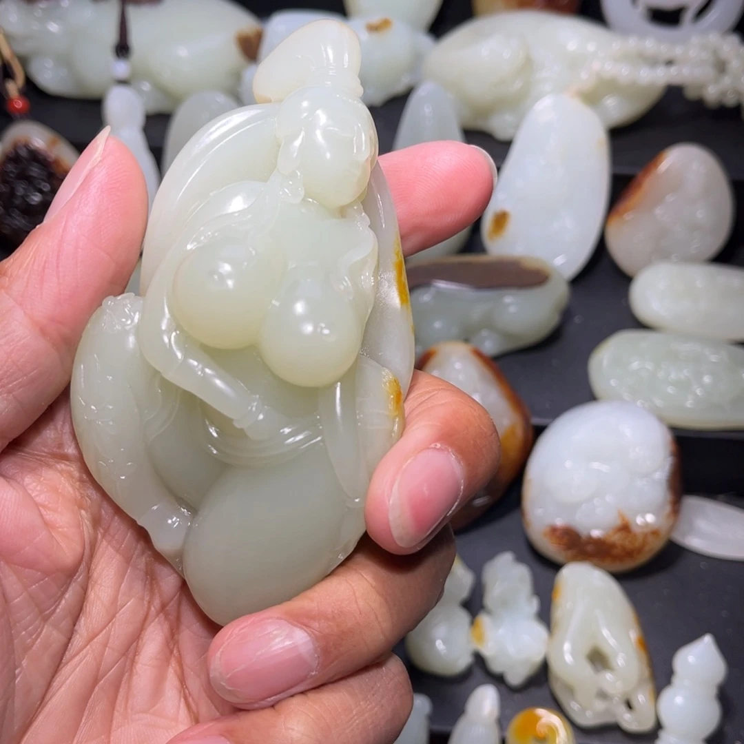 笛***子和田玉未镶嵌颈饰