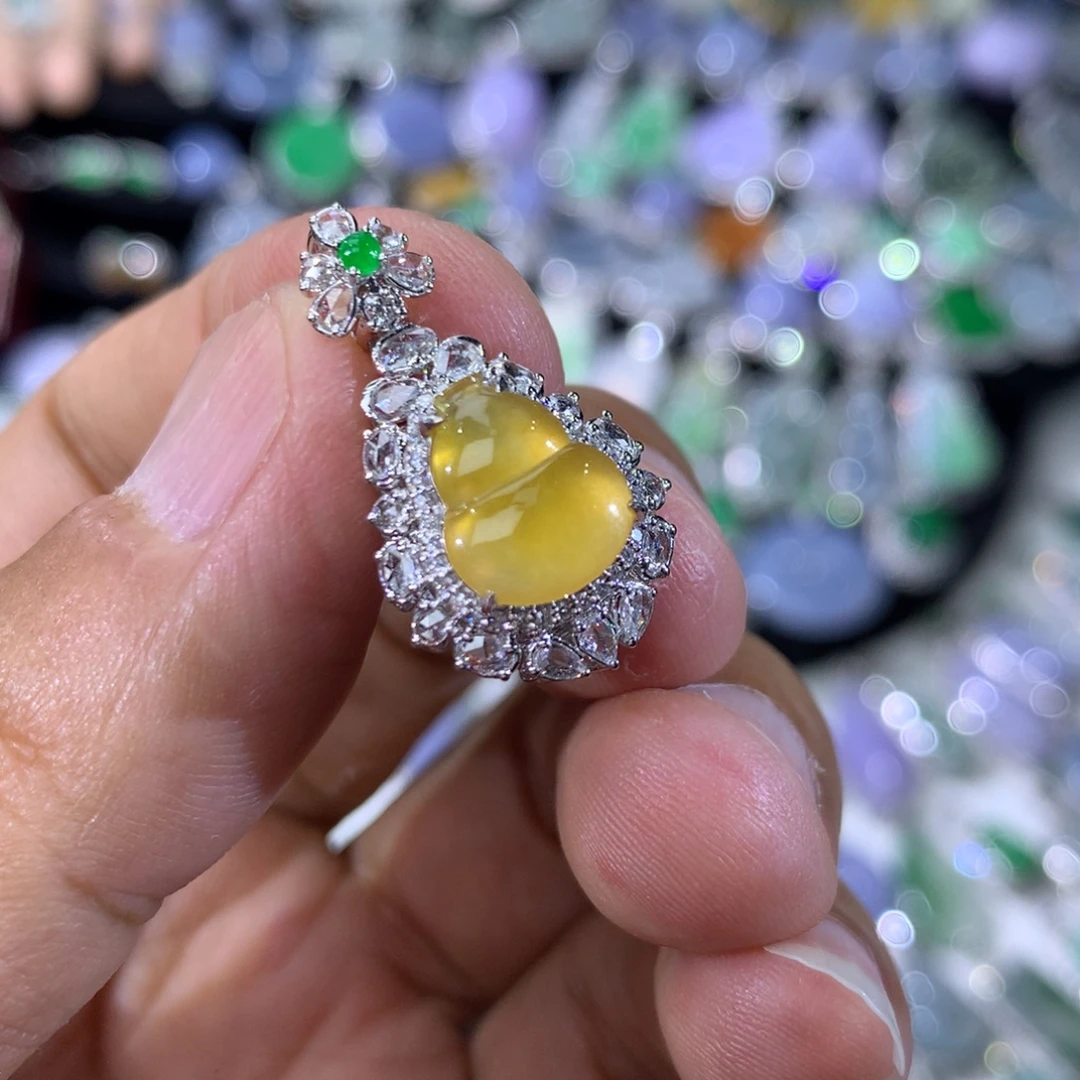 翡翠18K金镶嵌吊坠(不含链)