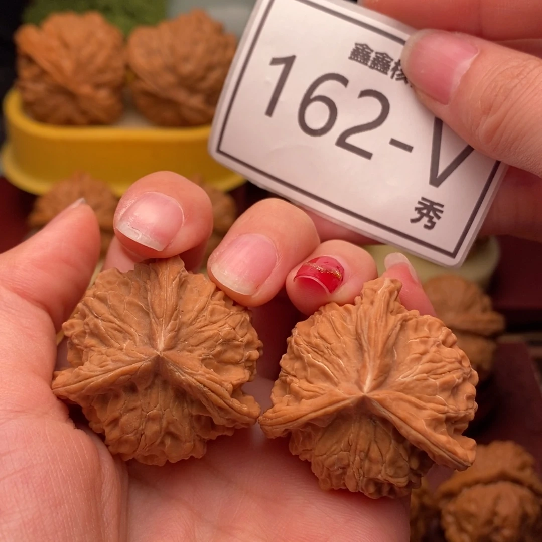 桃核把件盘山奔37……