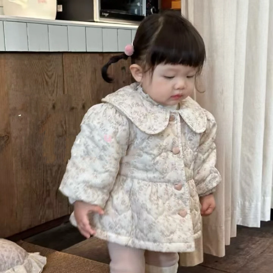 自制粉碎花爱心扣小棉袄