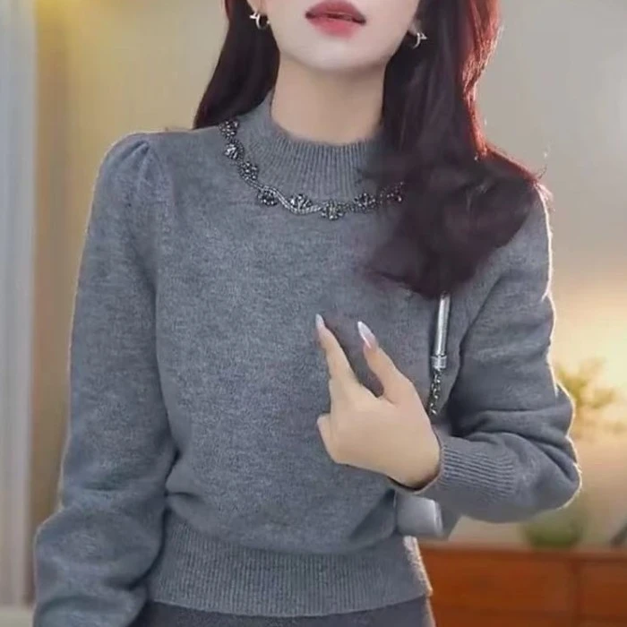 韩版灰色烫钻半高领毛衣女2024冬季新款洋气时尚高级感内搭针织衫