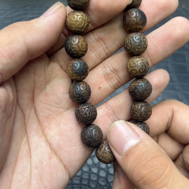 沉香碎屑沉香达拉干