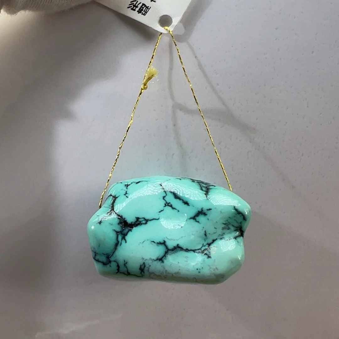 绿松石未镶嵌挂件