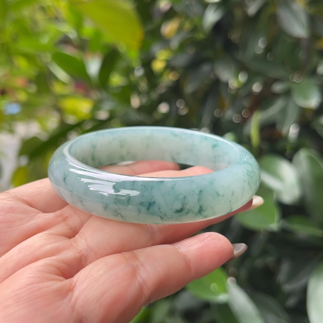 翡翠未镶嵌手镯56正圈