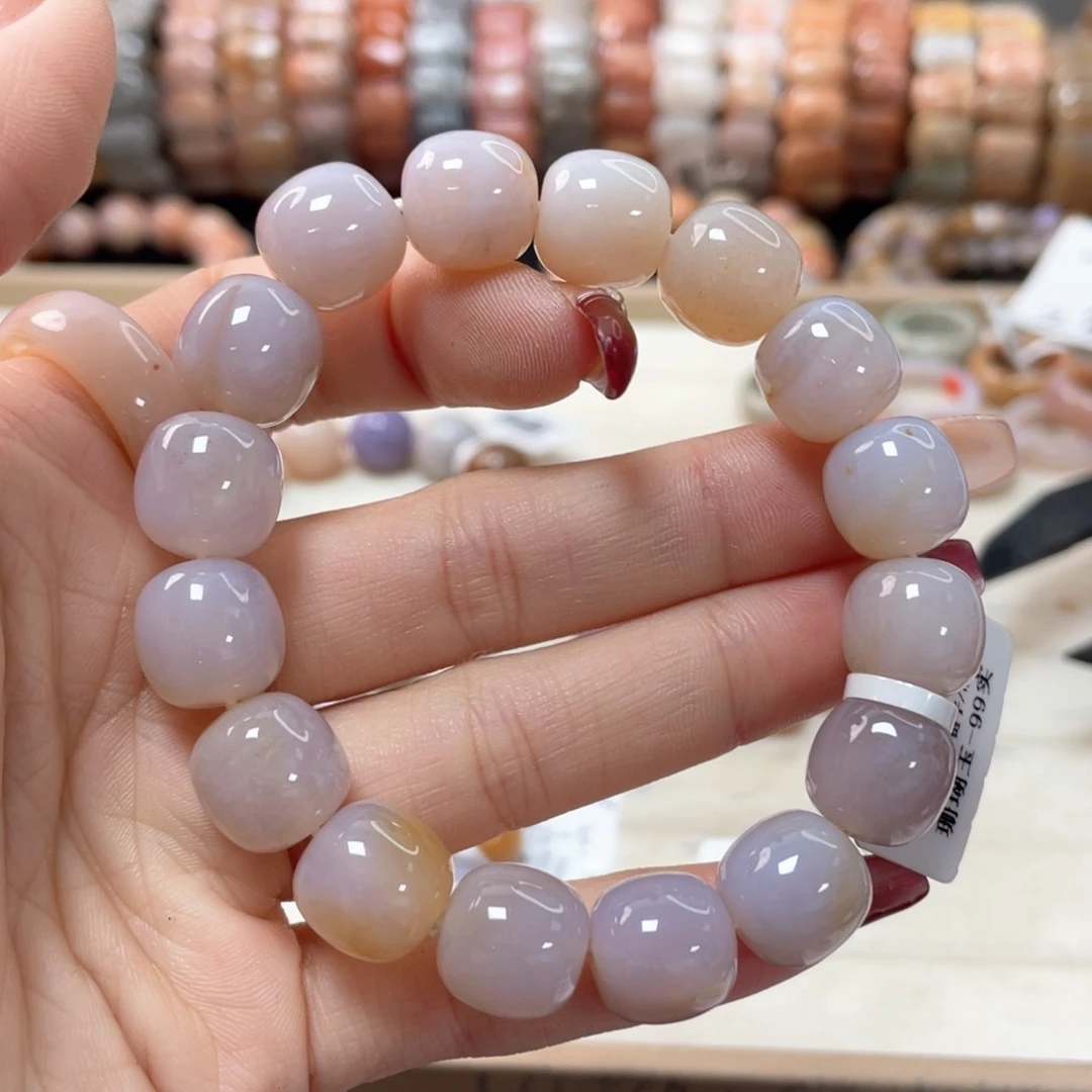 硅化珊瑚（珊瑚玉）手链未镶嵌小***?183