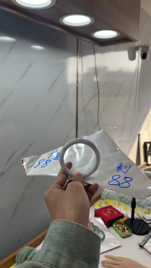 纯天然缅甸翡翠A货买断