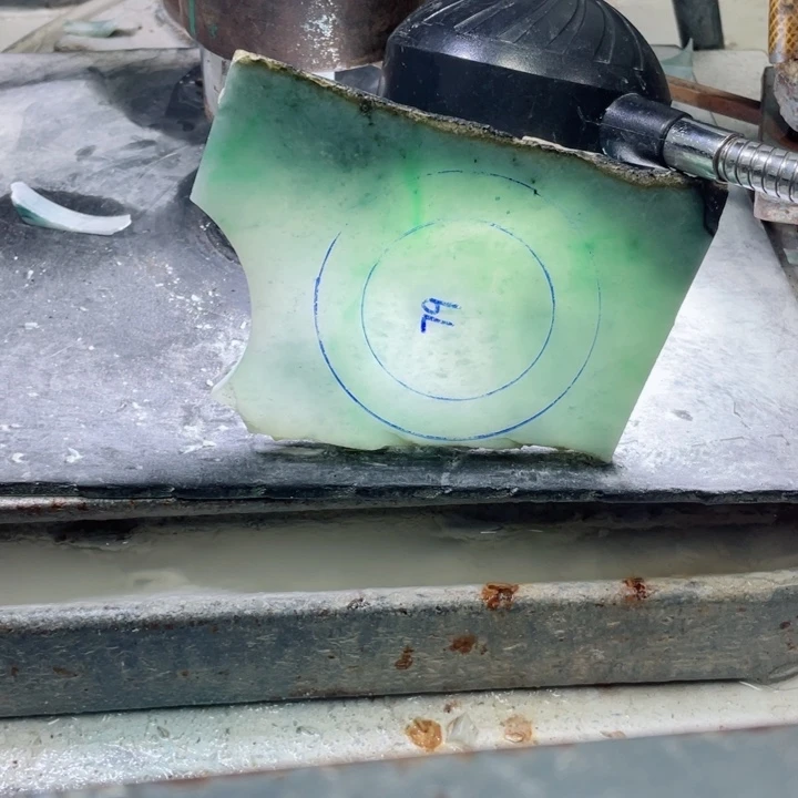 *****定制翡翠未镶嵌手镯