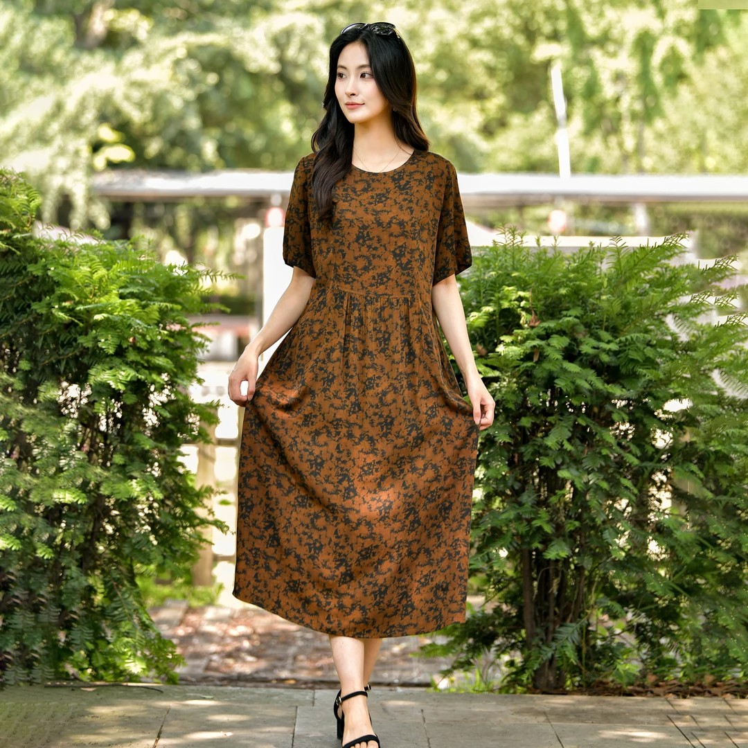 2025夏季新款棉绸连衣裙女人造棉中长款时尚宽松大码外穿度假裙子