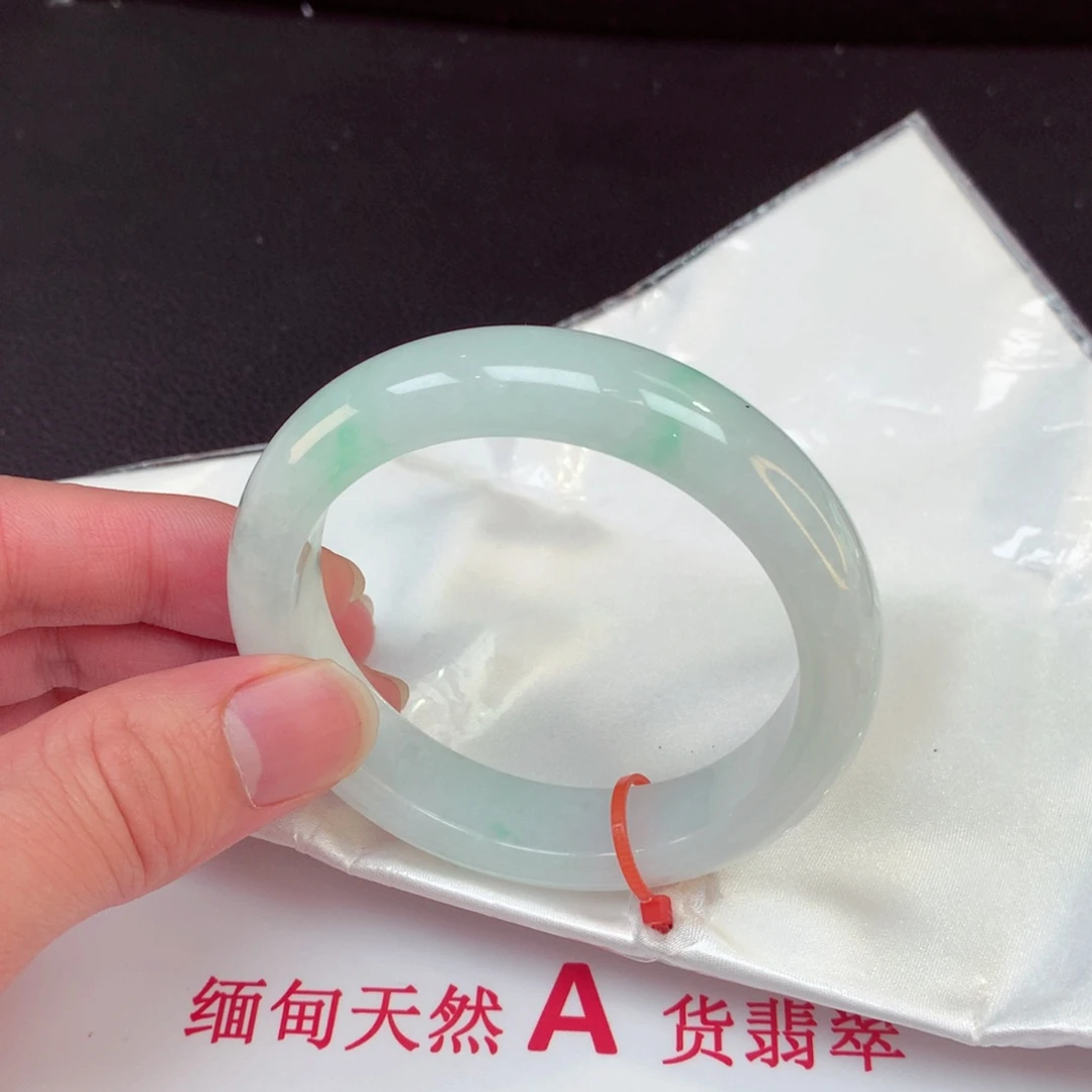 未镶嵌手镯翡翠241
