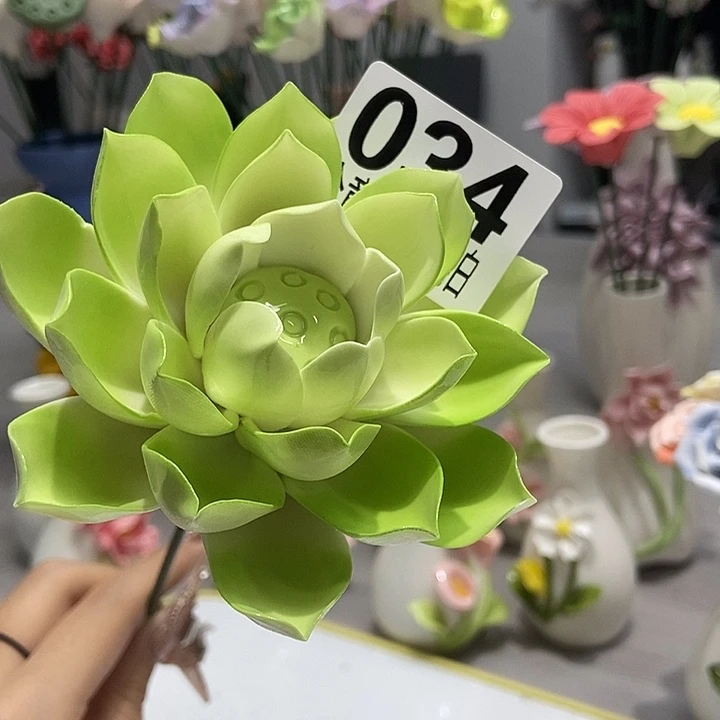 陶瓷纯手工捏花设计