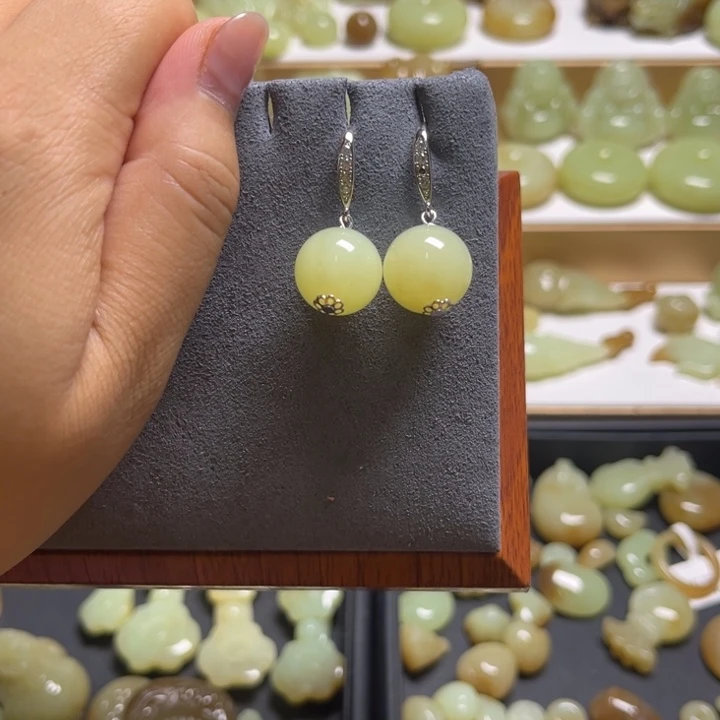 和田玉银S925镶嵌耳饰