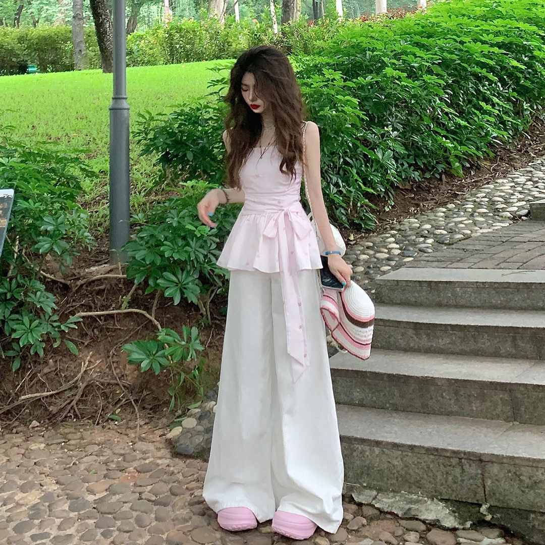 设计感粉色一字肩抹胸上衣女夏季2025新款收腰显瘦无袖露肩t恤女