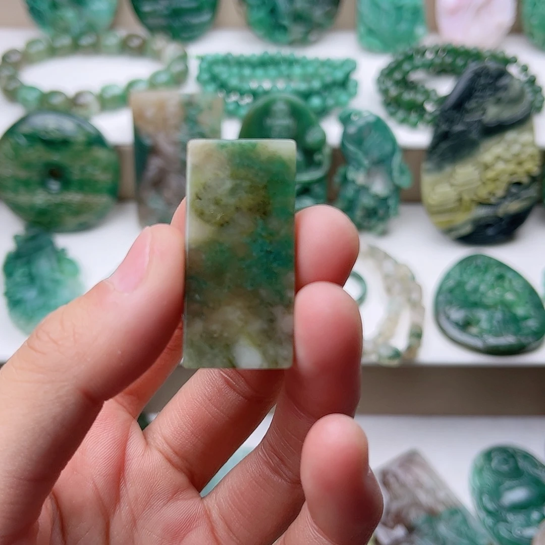 独山玉挂件未镶嵌