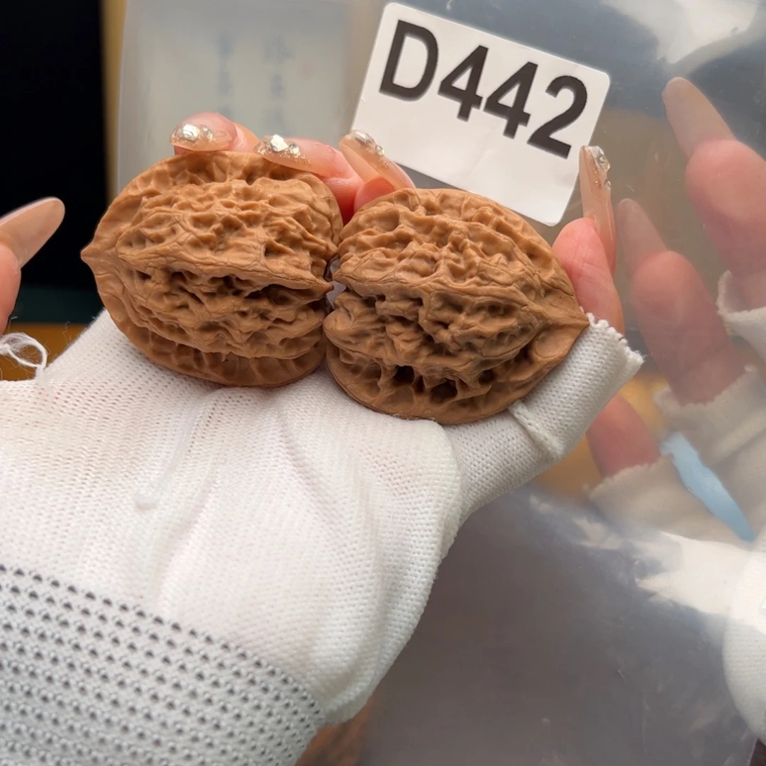 文玩核桃把件39左右佛度d442