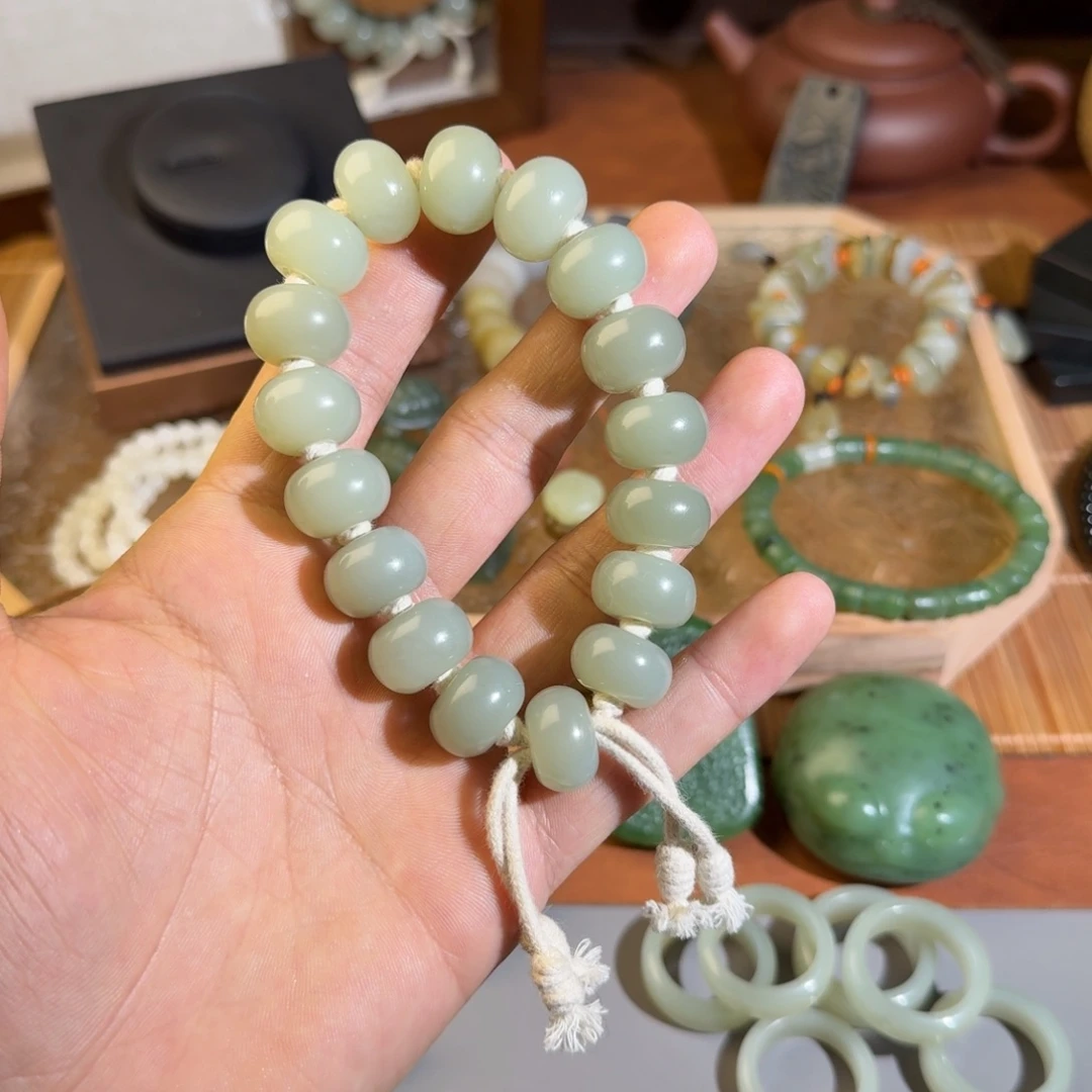 和田玉未镶嵌手链