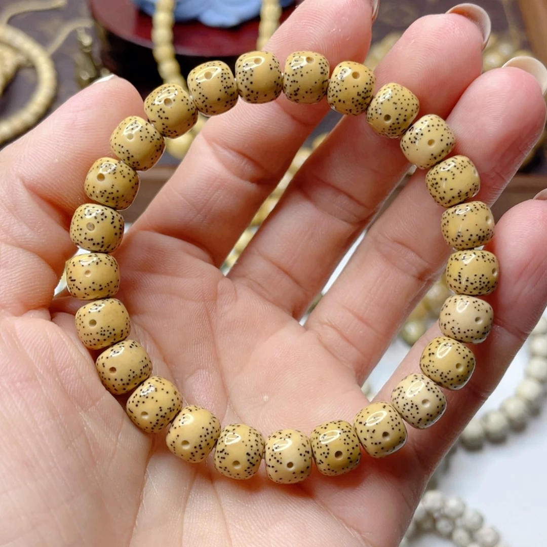 星月菩提手串体***面原生态顺白鸡油黄火龙果卡8.5