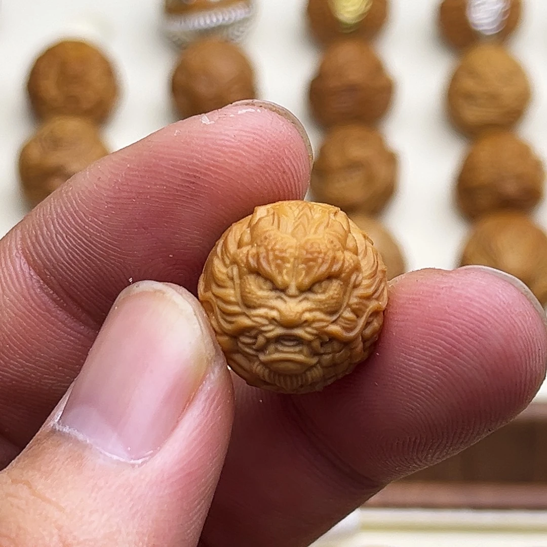 吊坠猴头核桃龙珠17