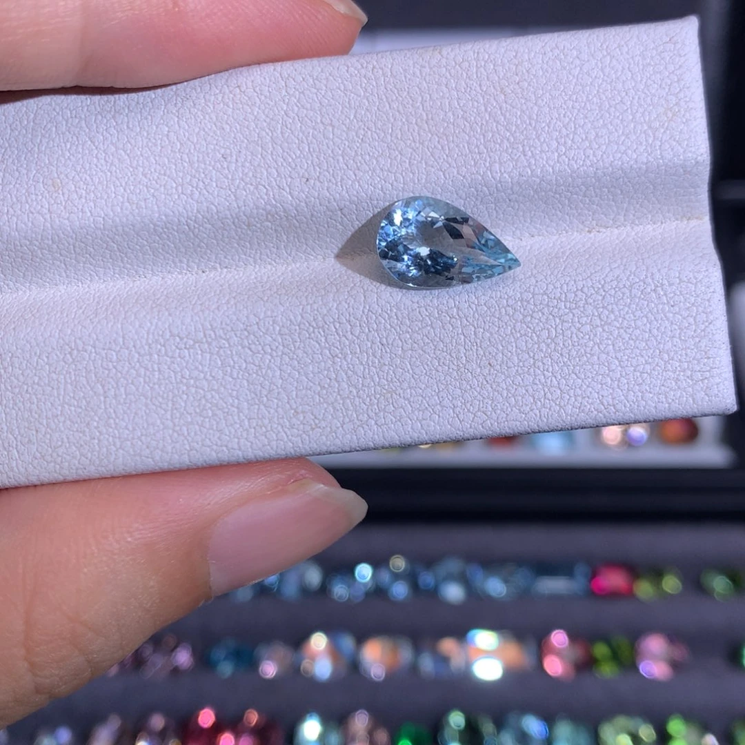 未镶嵌笔搁海蓝宝石2.06ct