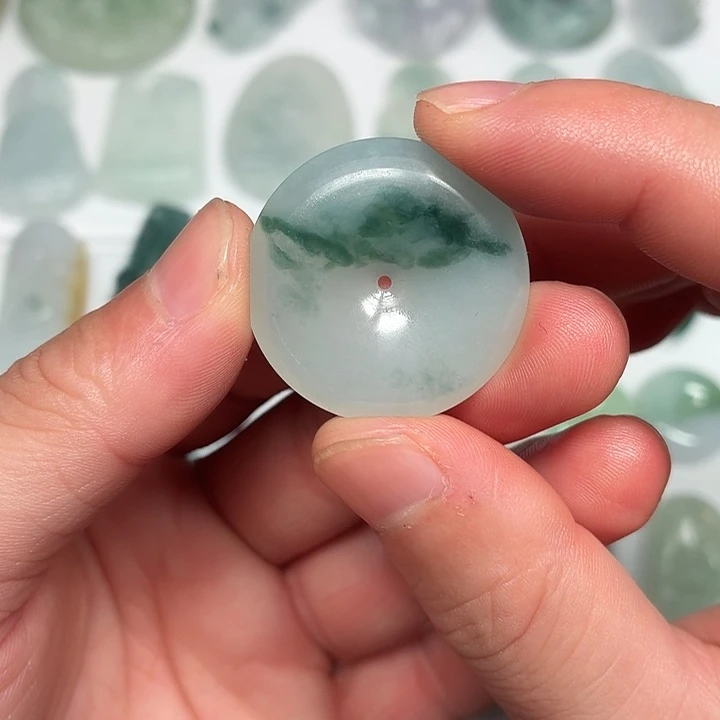 定制翡翠未镶嵌平安扣